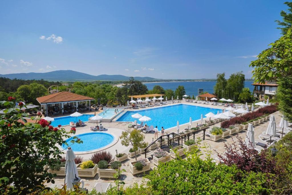 Санта Марина-Сладка Къща Appartement Sozopol Buitenkant foto